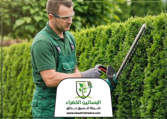 قص اشجار بالرياض